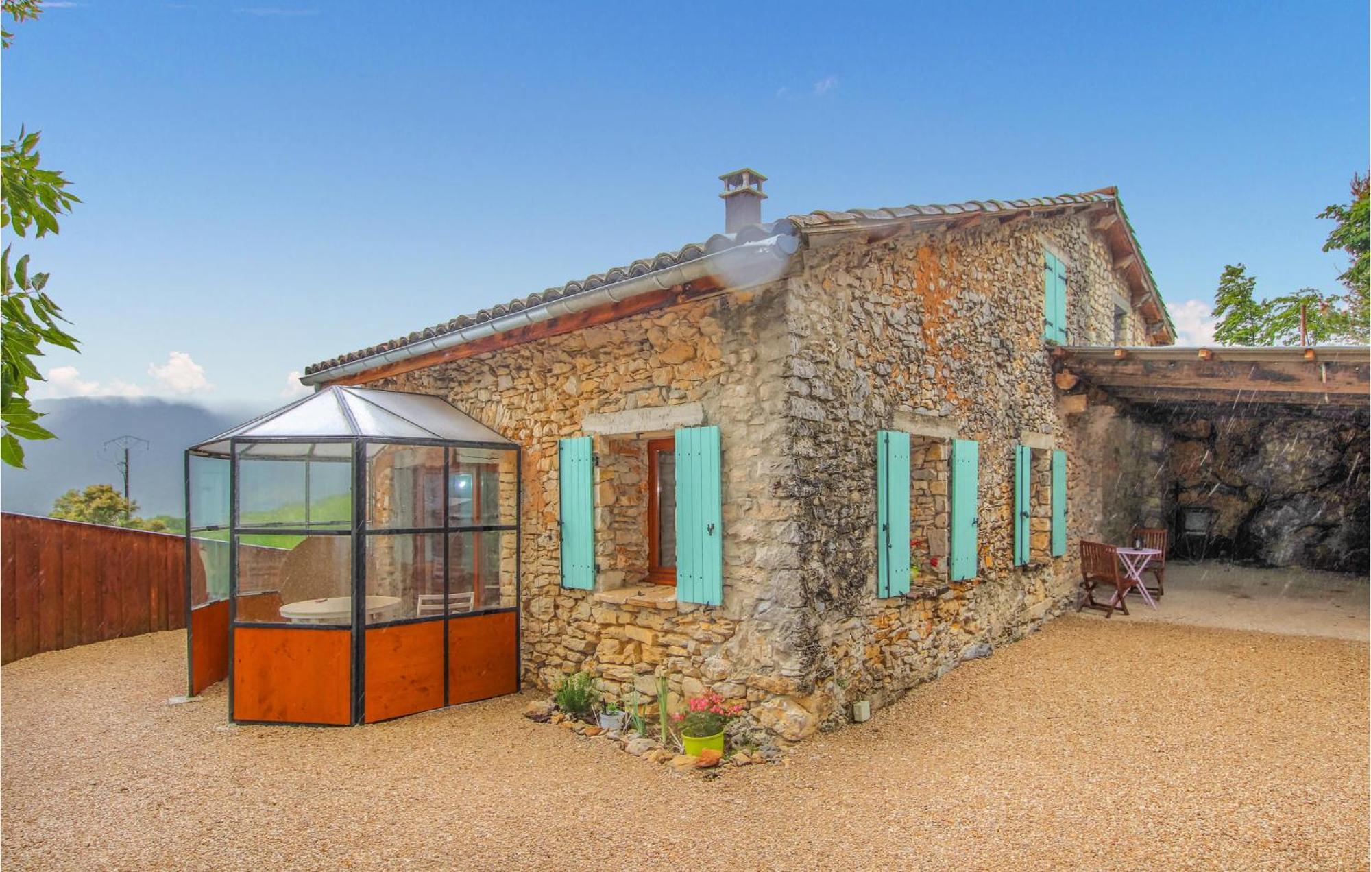 Holiday home Cozy In De Baix With Kitchen